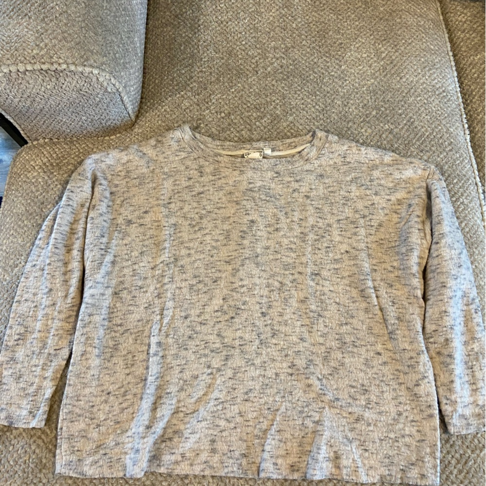 Women’s sweater